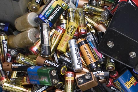 ①蓬江潮连上门回收UPS蓄电池②博世UPS蓄电池回收③铁锂电池回收价格